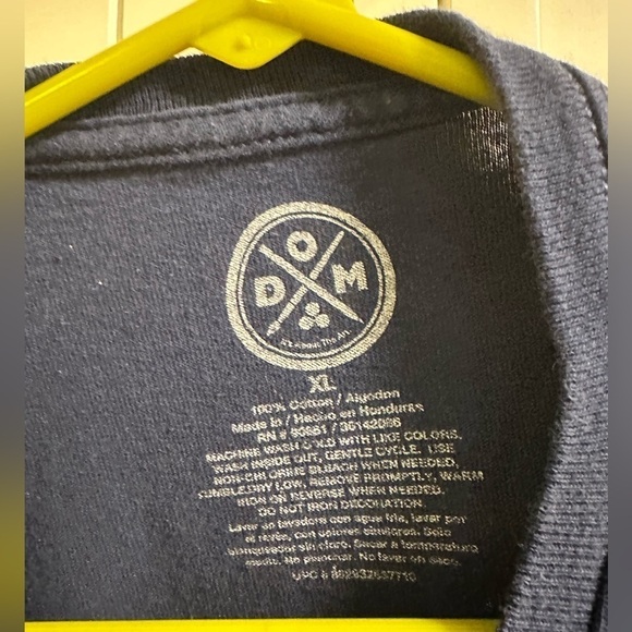 DOM Men's Blue "Living My Best Life" T-shirt Size XL - Picture 3 of 8